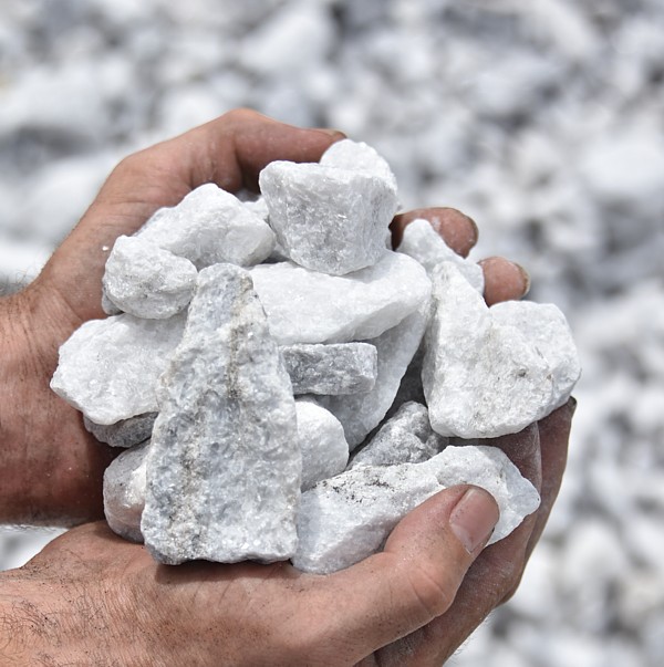 Marble Chips Sale Jacksonville FL Bulk or Bagged Delivery