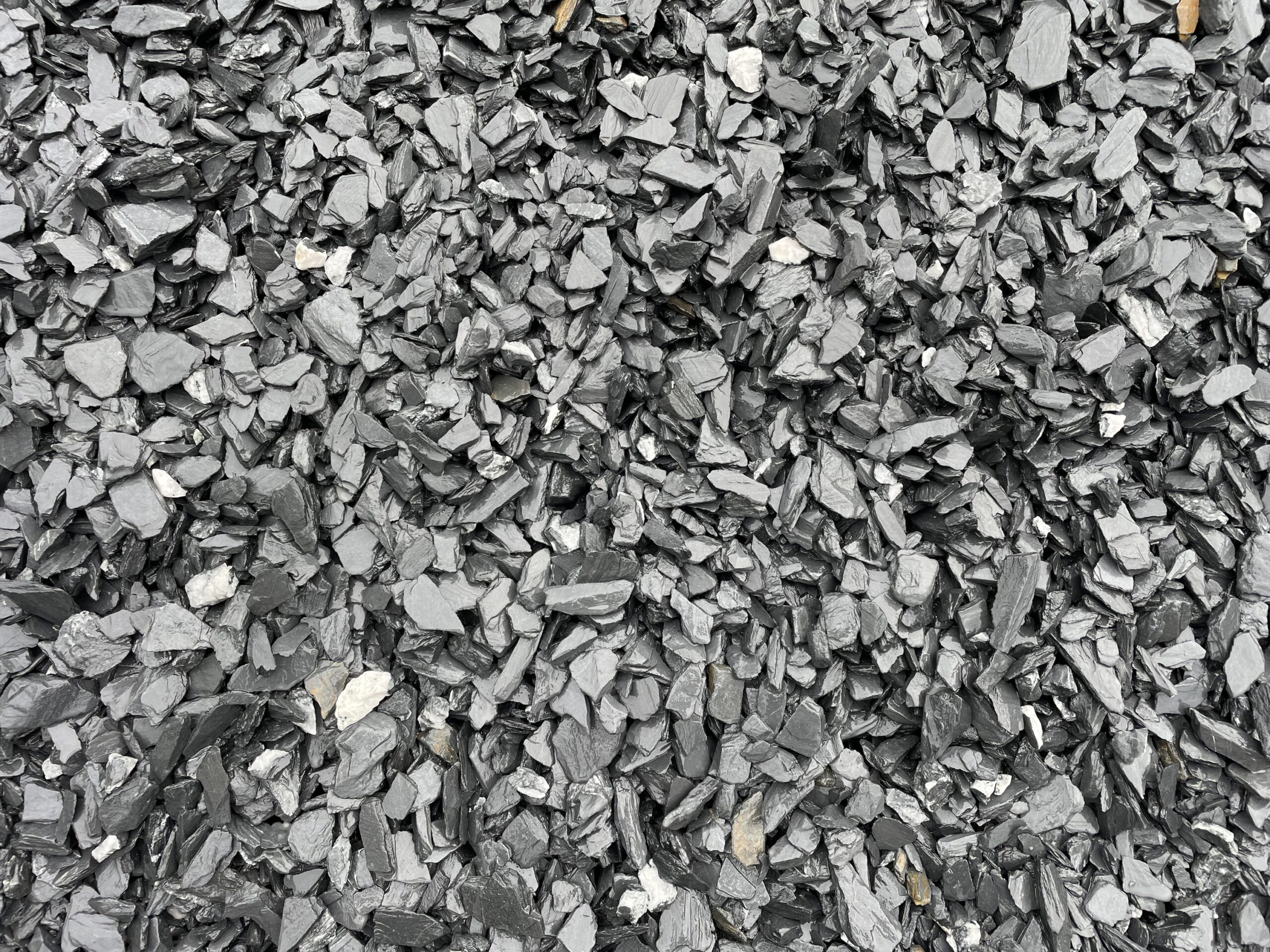 Slate Chips Medium — Mulch Pros Landscape Supply