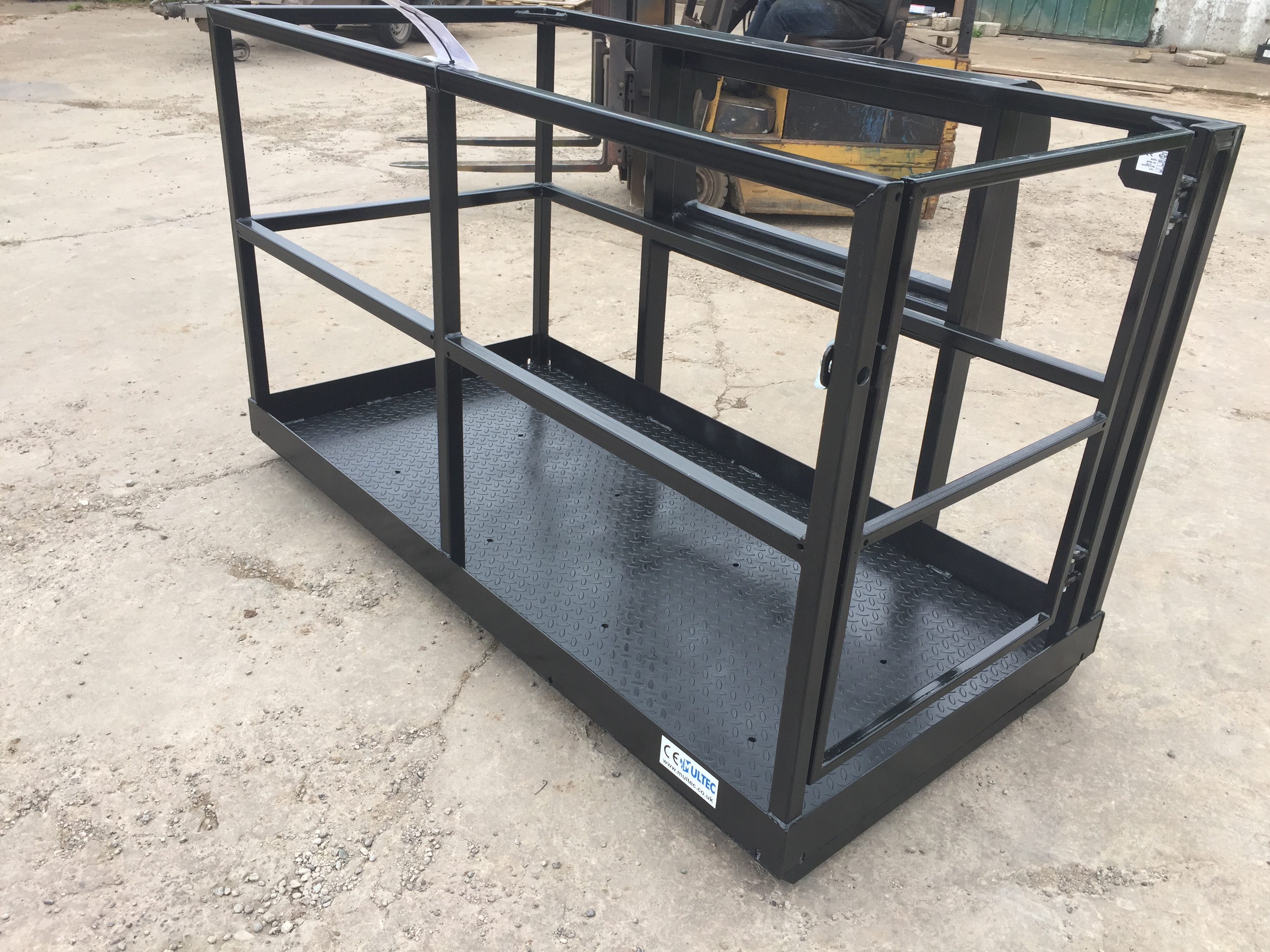 2.0m x 1.0m Telescopic Handler ManLift Basket Multec Ltd