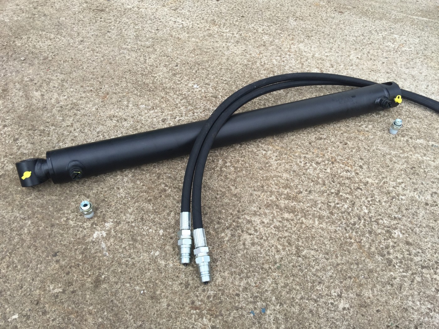 Ram & Hoses Kit (Hydraulic Forklift Buckets) Multec Ltd