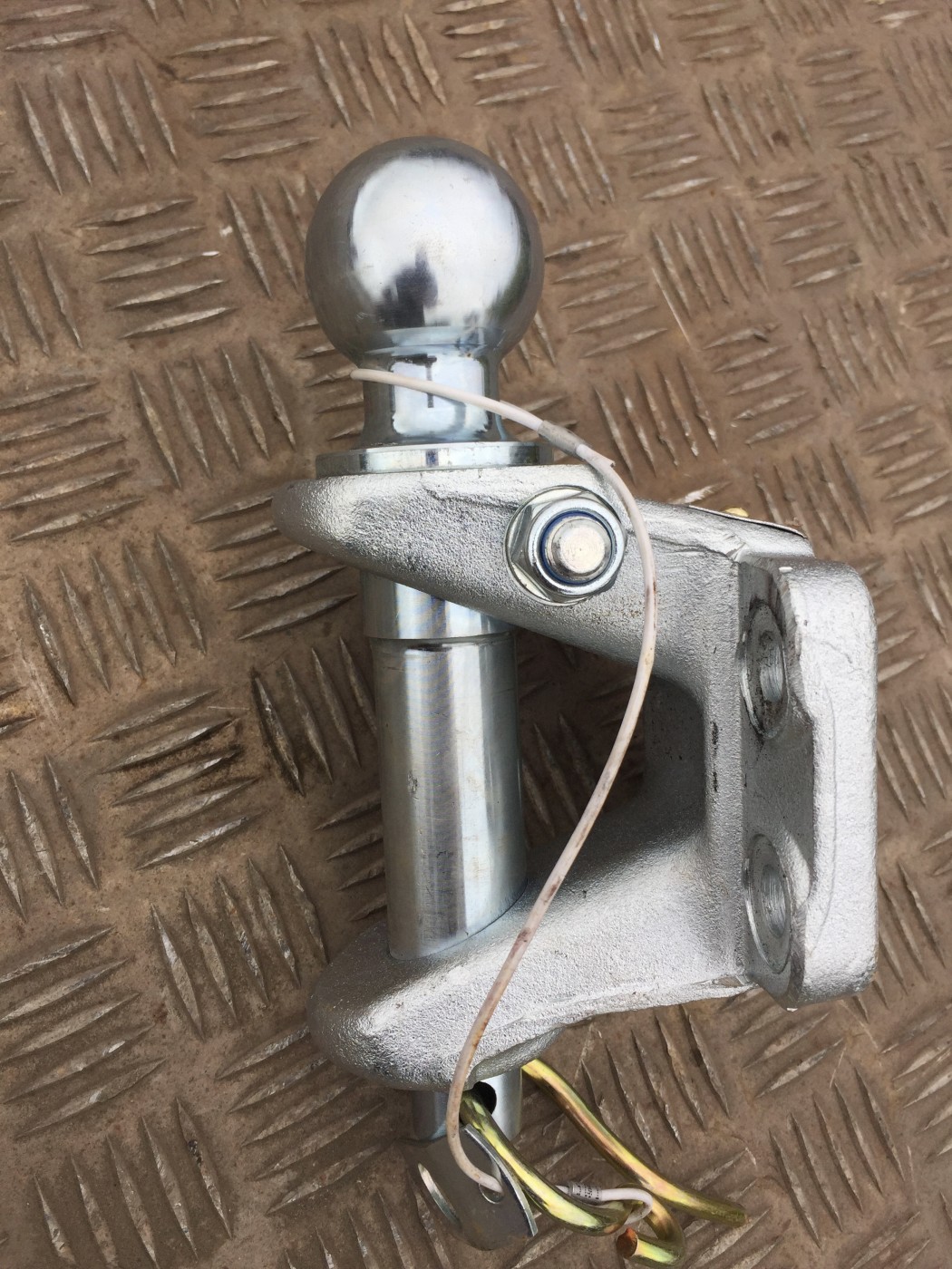 Bradley Ball & Pin Tow Hitch (EU Approved 5000kg SWL) Multec Ltd