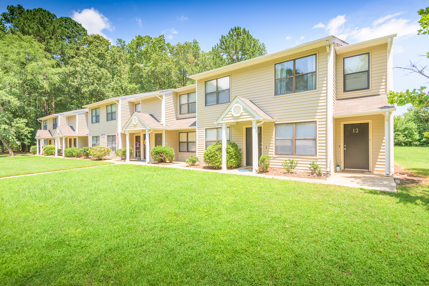 Aven Apartments The Multifamily Advisory Group at Cushman & Wakefield