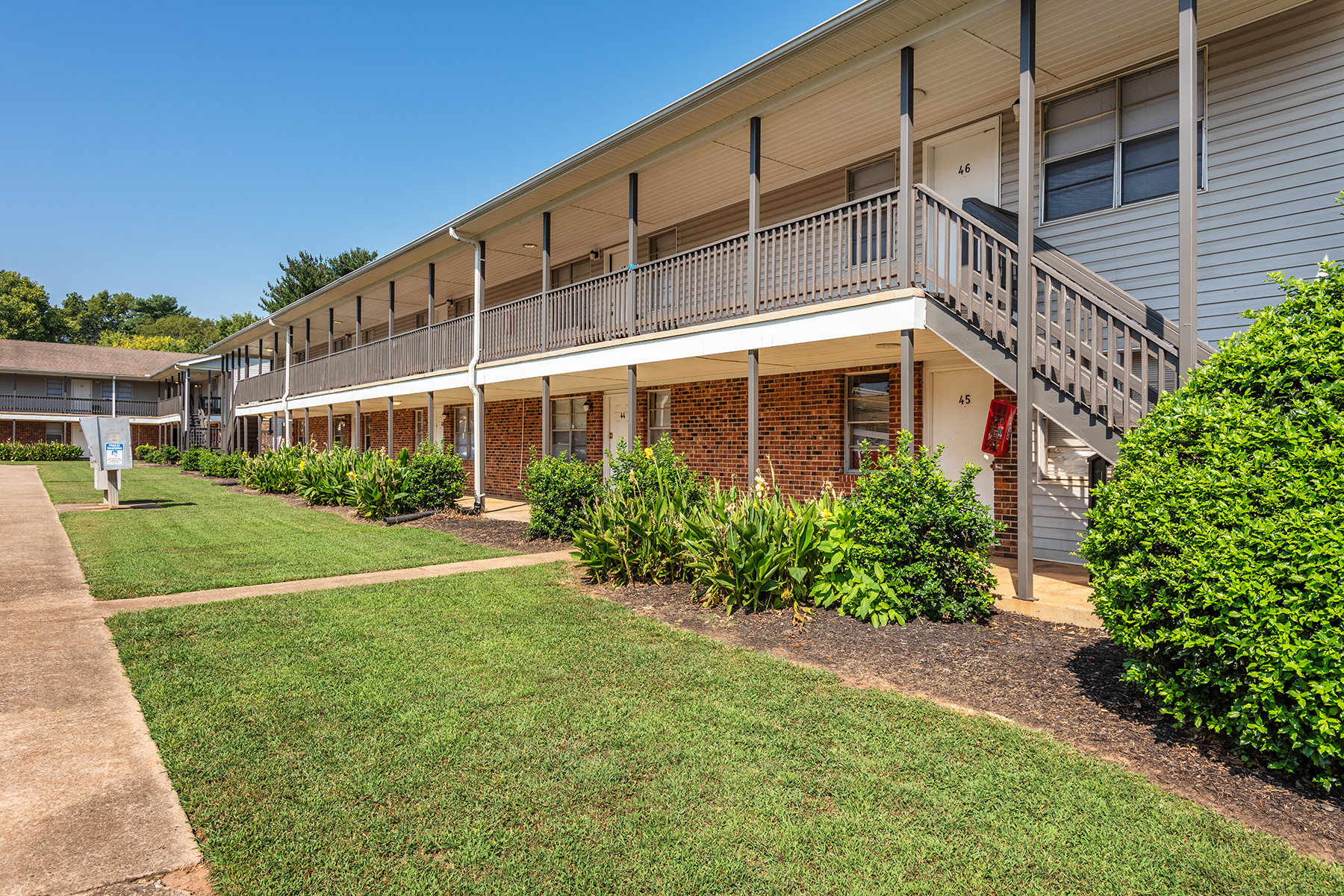 Mauldin Heights & Parkview The Multifamily Advisory Group at Cushman