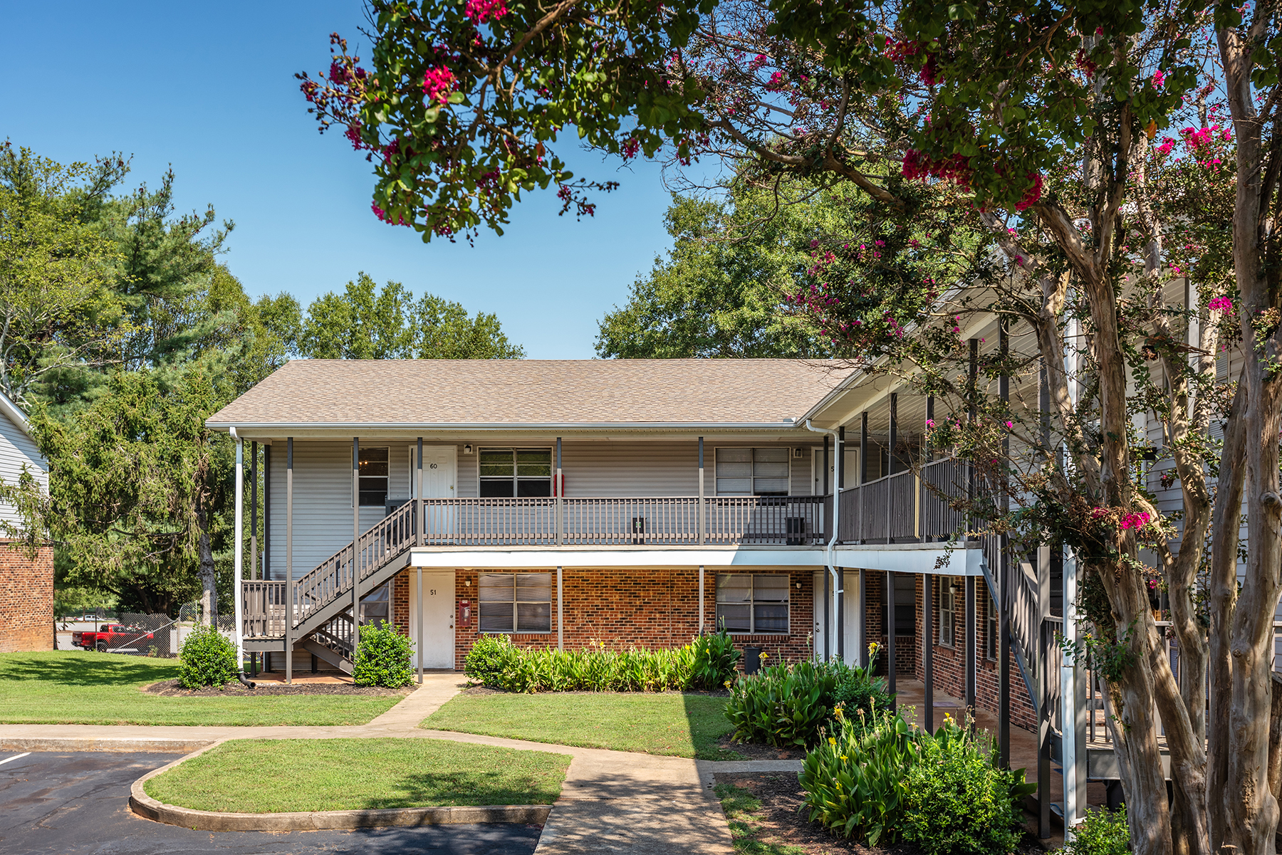 Mauldin Heights & Parkview The Multifamily Advisory Group at Cushman
