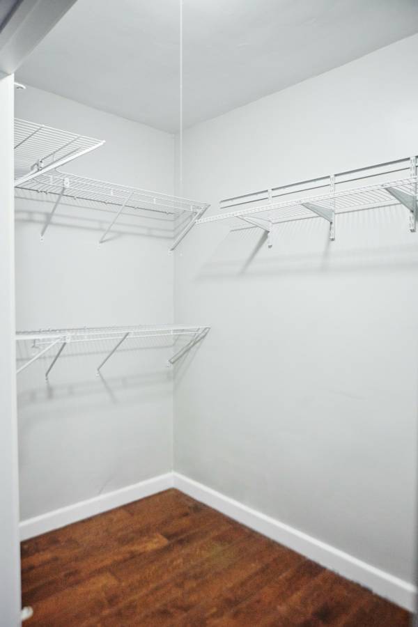 Alden Apartments The Multifamily Advisory Group at Cushman & Wakefield