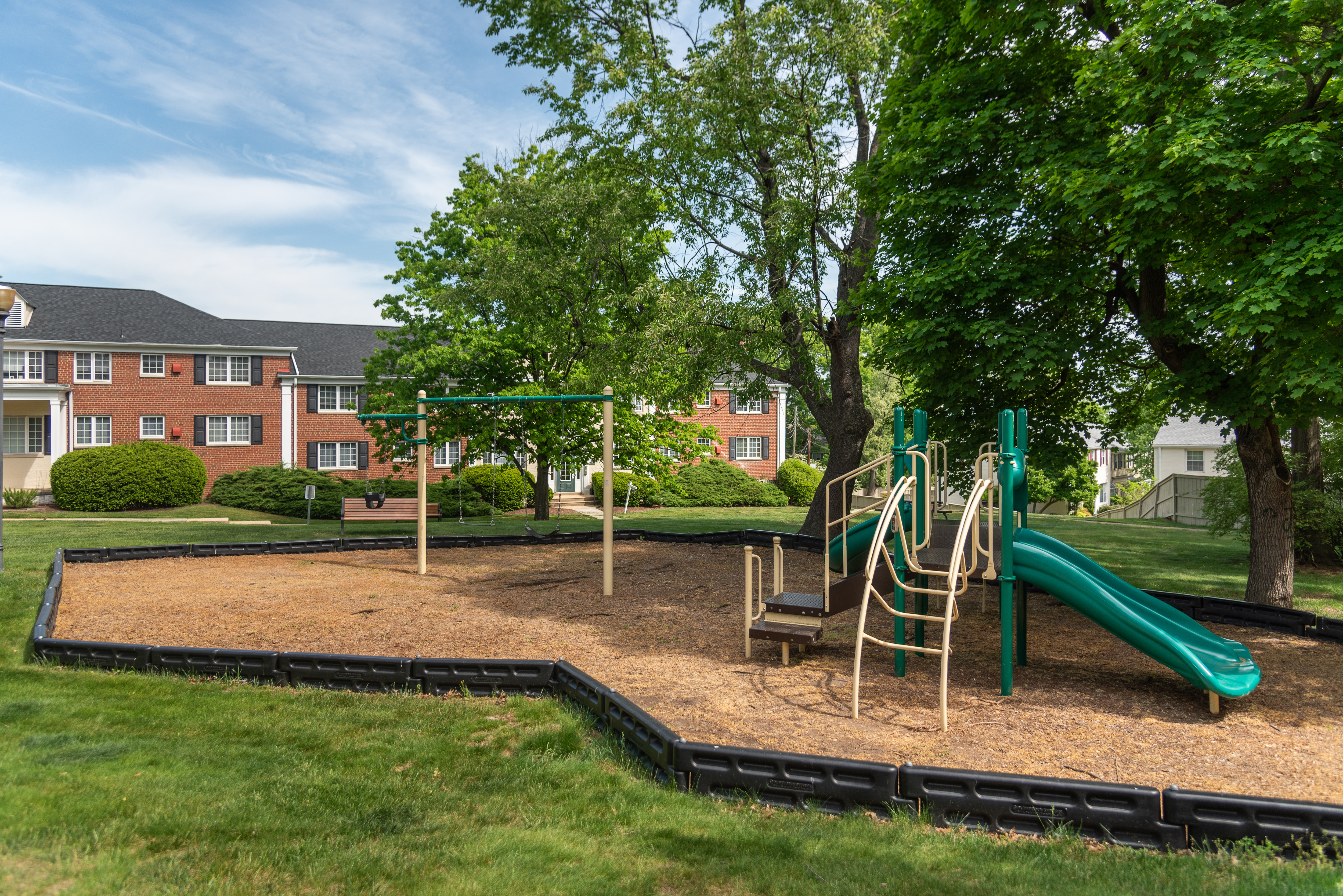 Braddock Lee Apartments The Multifamily Advisory Group at Cushman