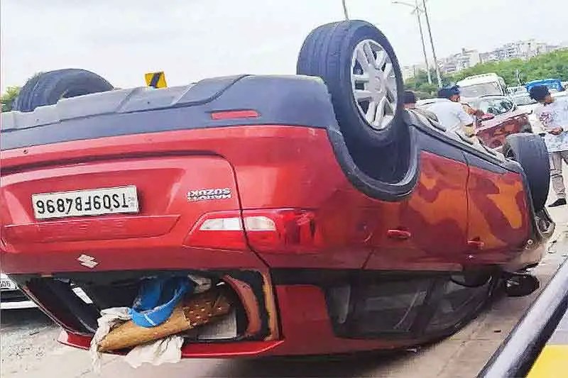 Car turns turtle on Durgam Cheruvu cable bridge in Hyderabad; 4 injured