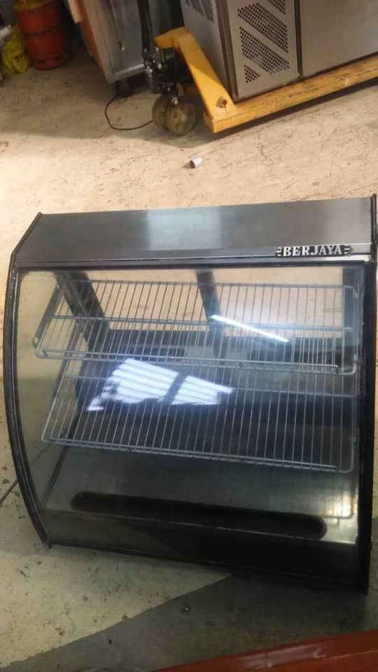 Table Top Display Chiller (USED) • Murah Kitchen Marketplace Malaysia