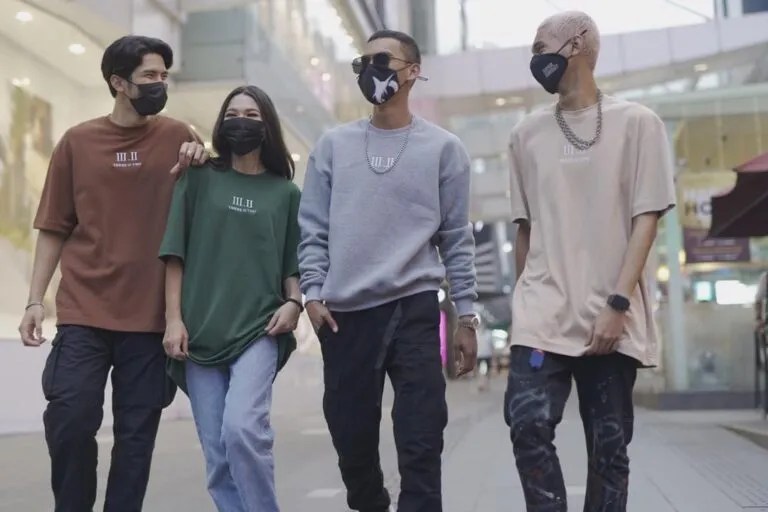 Aku mrmaliq merupakan peminat mk clique berniat utk mengumpul setiap koleksi verse mk utk tontonan peribadi. MK K-Clique Terharu Akhirnya Keluarkan Pakaian Jenama ...