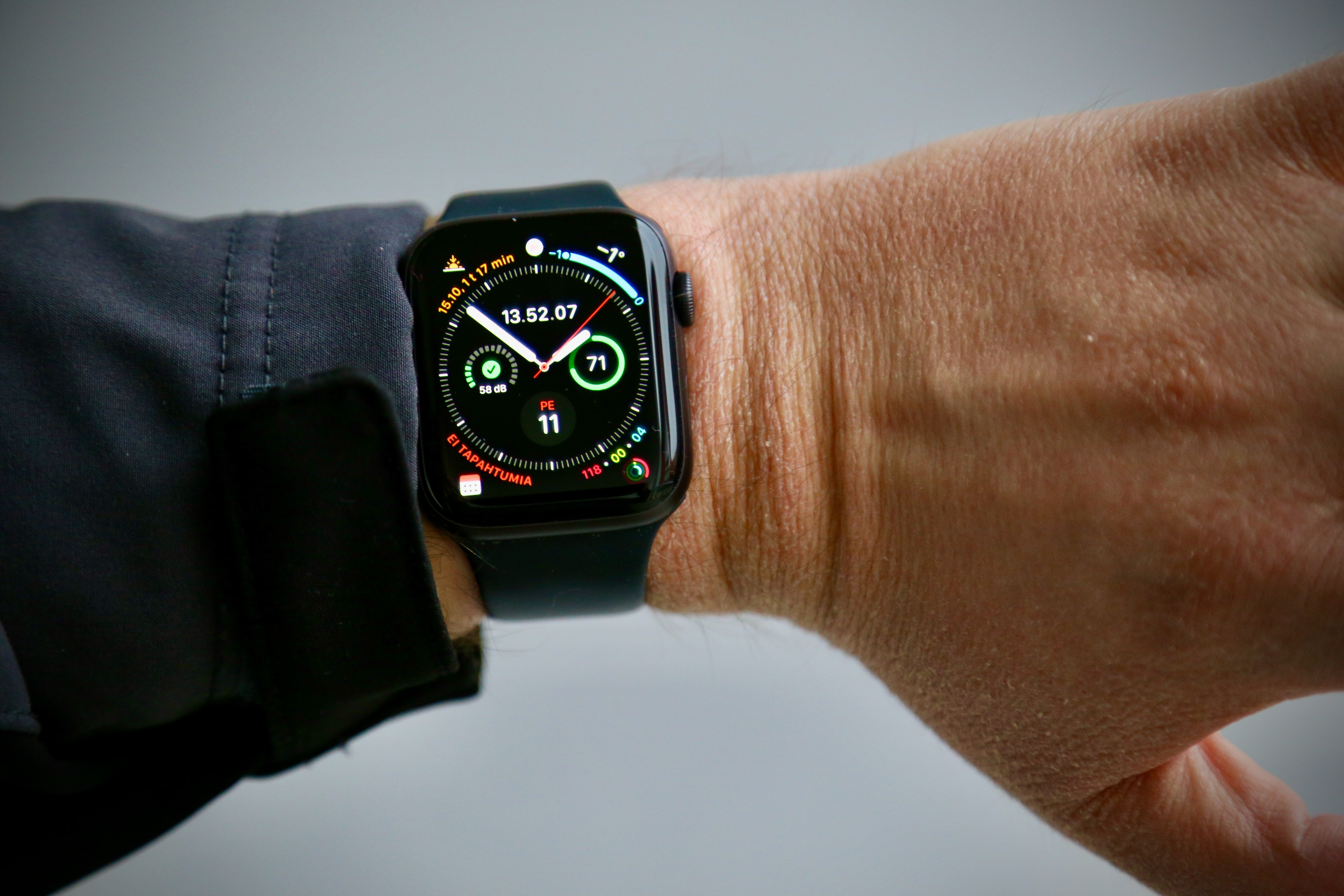 Apple watch how much battery life remains mertqdate