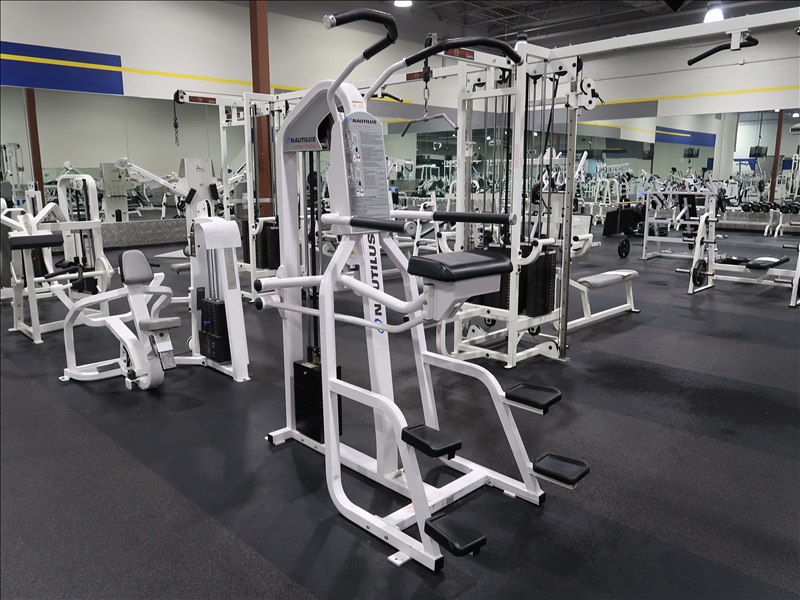 NAUTILUS GRAVITRON 24 HOUR FITNESS ONLINE AUCTION James G. Murphy Co.