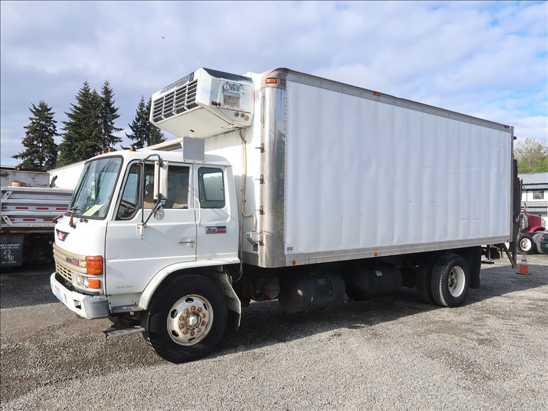 1992 HINO REFRIGERATED VAN TRUCK W/LIFT GATE KENMORE HEAVY EQUIPMENT