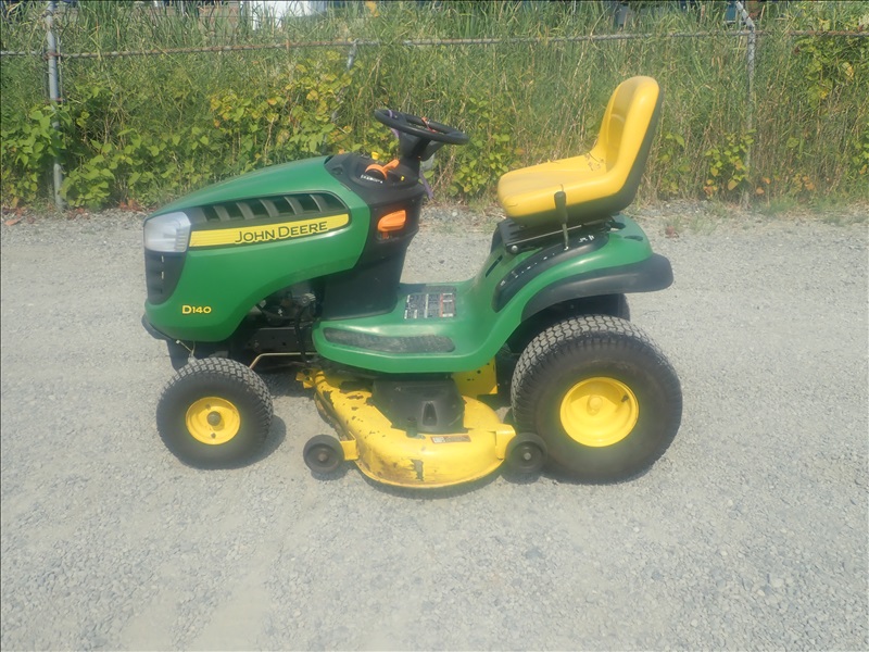 JOHN DEERE D140 KENMORE HEAVY EQUIPMENT, CONTRACTORS EQUIPMENT