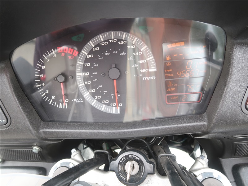 2015 HONDA ST1300 MOTORCYCLE | KENMORE HEAVY EQUIPMENT, CONTRACTORS