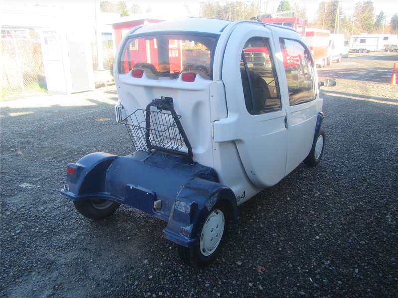 2005 GEM E4 2 DR ELECTRIC CAR KENMORE HEAVY EQUIPMENT, CONTRACTORS