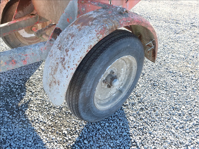 MQ WHITMAN CONCRETE MIXER MARYSVILLE HEAVY EQUIPMENT, CONTRACTORS