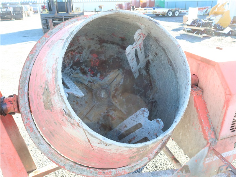 MQ WHITMAN CONCRETE MIXER MARYSVILLE HEAVY EQUIPMENT, CONTRACTORS