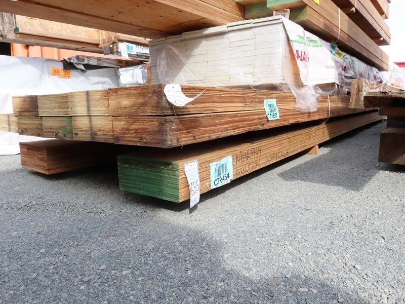 LOT, GLULAM LUMBER AT APPROX 24' LENGTHS (NO REMOVAL UNTIL THURSDAY, APRIL 20TH) MARYSVILLE