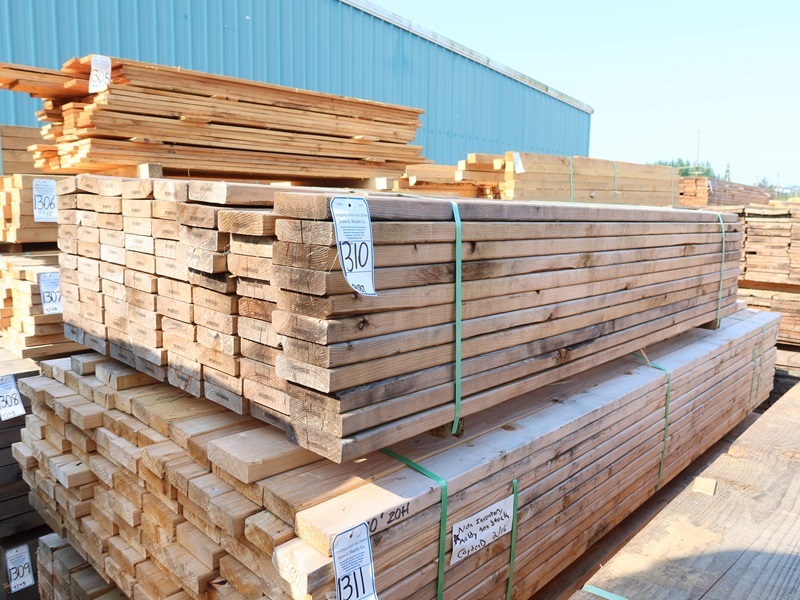 LOT, 2" X 6" FIR LUMBER AT APPROX 7'8" LENGTHS (*MOLDY, NO REMOVAL UNTIL THURSDAY, JUNE 22ND