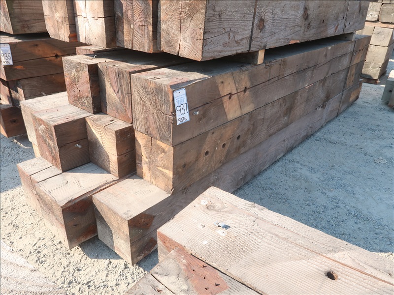LOT, 12" X 12" RECLAIMED LUMBER AT VARIOUS LENGTHS FROM APPROX 12' TO 13' KENMORE TOOLS