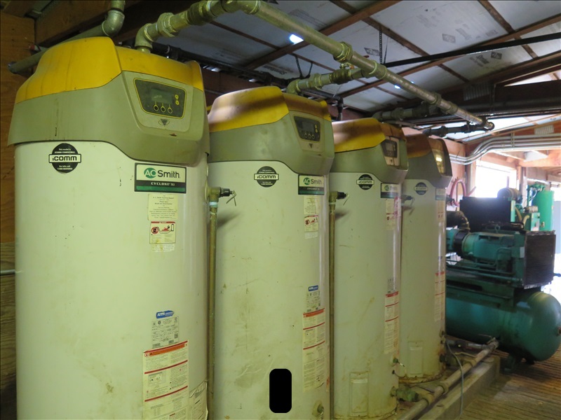 LOT, (4) AO SMITH BTH19901 CYCLONE XF, 230GAL PROPANE WATER HEATERS