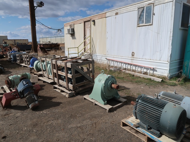 MOTORS TO 300 HP; SKK GEARHEAD MOTORS TO 20 HP; SM CYCLO REDUCERS TO 60