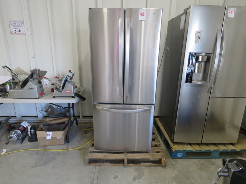 LG LFCS22520S | UNUSED MERCHANDISE FROM A MAJOR RETAILER AND RESTAURANT