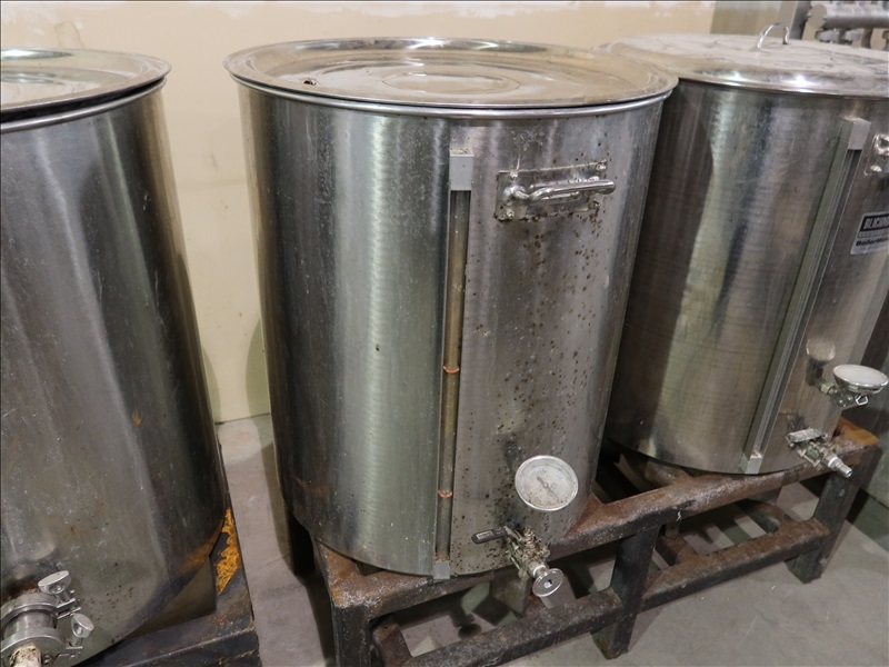 BREWERY & RESTAURANT EQUIPMENT ONLINE AUCTION James G. Murphy Co.
