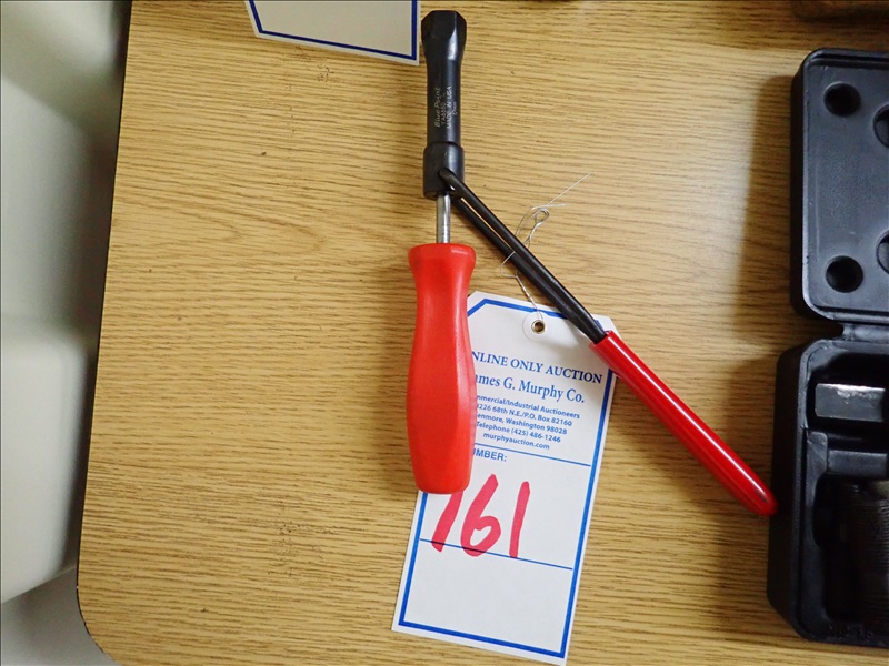 BLUE POINT YA8880 CARR ENTERPRISES ONLINE AUCTION James G. Murphy Co.