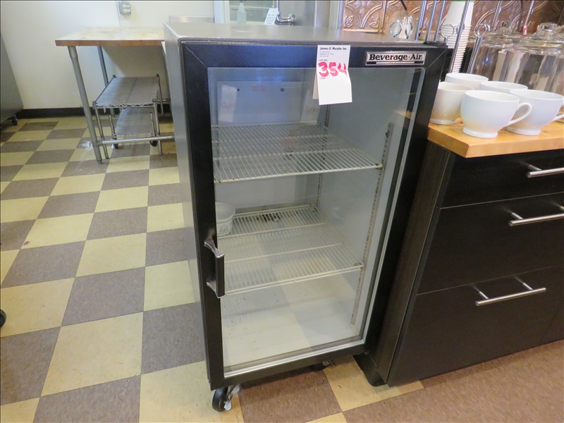 BEVERAGE AIR UR30G COUNTRY VILLAGE PHASE 1 ONLINE ONLY James G