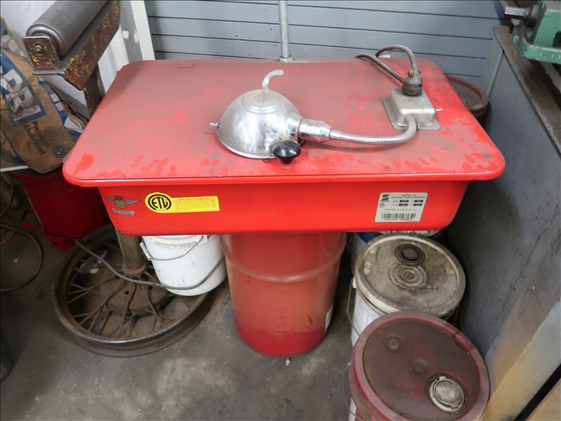 SAFETY KLEEN 16 FAIRHAVEN SHIPYARD LIVE AUCTION James G. Murphy Co.