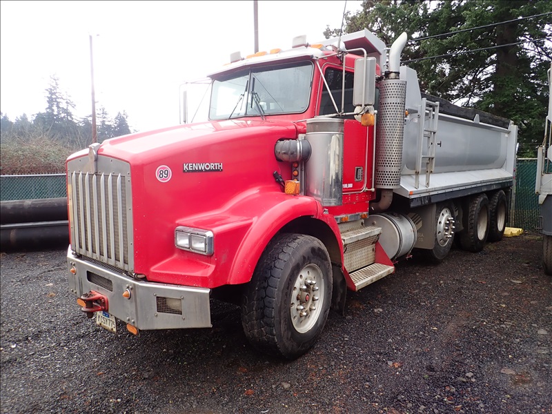 1999 KENWORTH T800B FERRARI ENTERPRISES, INC. ONLINE AUCTION