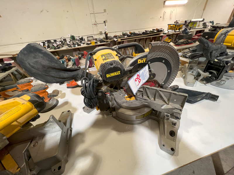 DEWALT DW716 | FINELINE FIXTURE & CASE, INC. - ONLINE AUCTION | James G