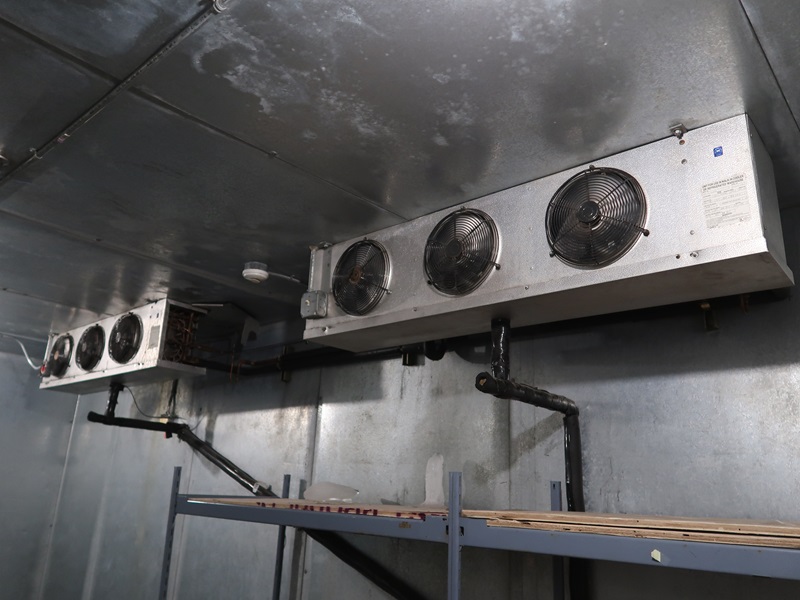 APPROX. 24'X12' WALKIN COOLER, (2)3FAN COOLERS, KALT MAN DOOR FOOD MARKET AT KINGSTON