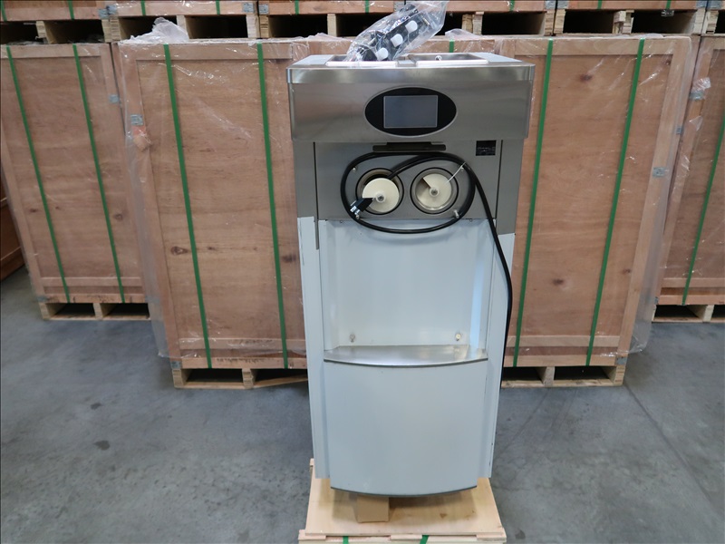 (61) VEVOR YKF8228H ELECTRIC ICE CREAM MACHINE, 2028L/H CAP, DIGITAL