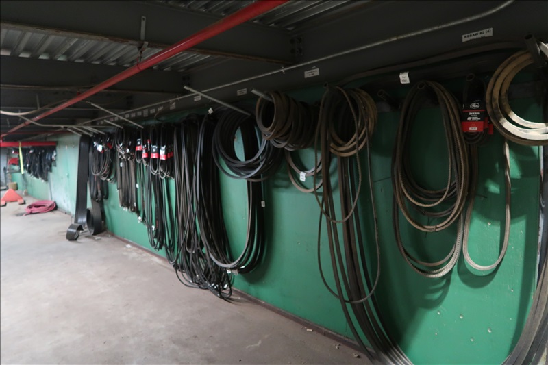 LARGE QUANTITY OF BEARINGS; CYLINDERS; SPROCKETS; COUPLERS; MILL CHAIN