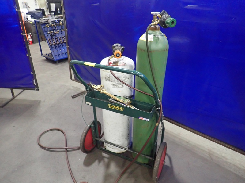 HARPER HYDRO SYSTEMS USA INC. ONLINE AUCTION James G. Murphy Co.