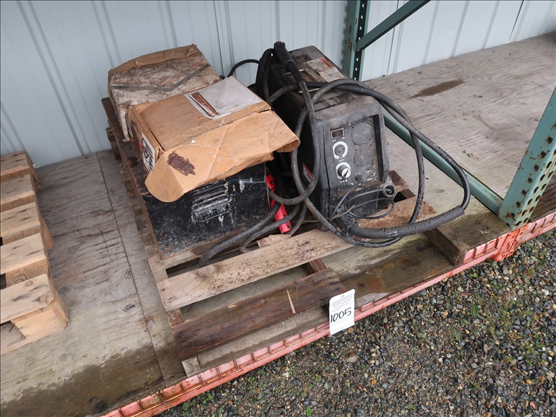 LOT, HOBART WELDER & ASSORTED KENMORE TOOLS & EQUIPMENT ONLINE ONLY