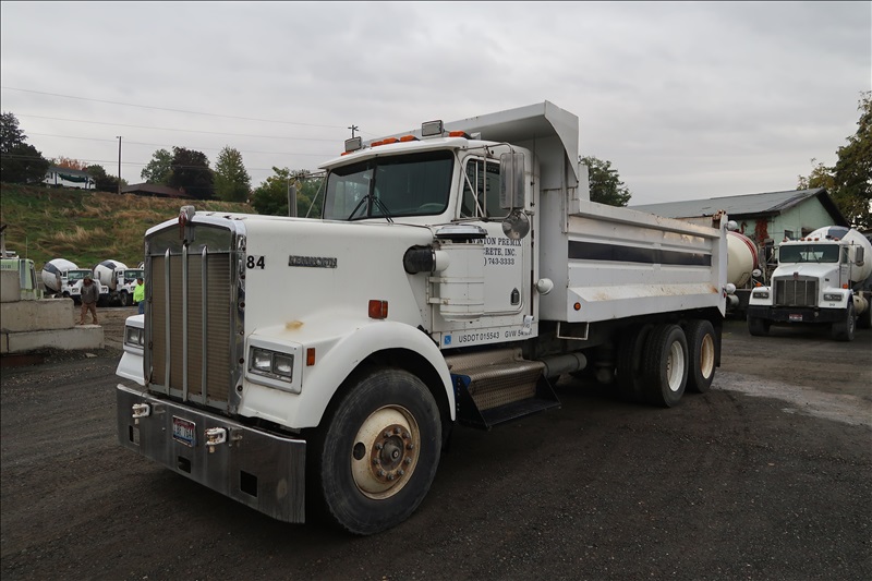 1984 KENWORTH W900 LEWISTON PREMIX CONCRETE ONLINE AUCTION James