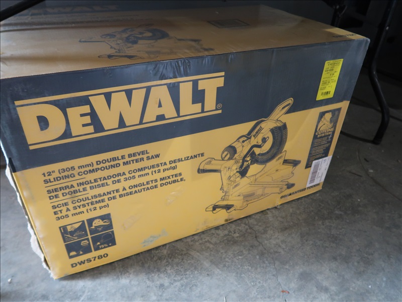 DEWALT DWS780 | LG HARDWARE STORE - ONLINE AUCTION | James G. Murphy Co.