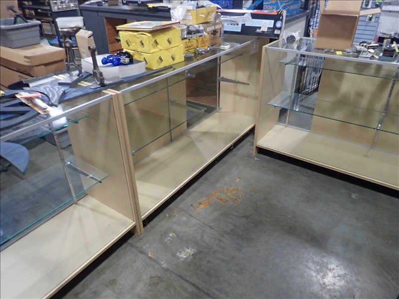 (6) GLASS DISPLAY CASES OVAL'S MOTORSPORT ONLINE AUCTION James G