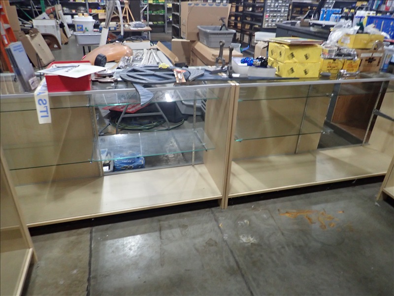 (6) GLASS DISPLAY CASES OVAL'S MOTORSPORT ONLINE AUCTION James G