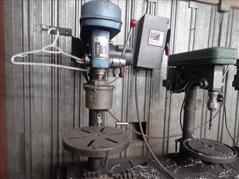 82" STEEL TABLE W/(3) BENCH TOP DRILL PRESSES PRECISION METAL WORKS