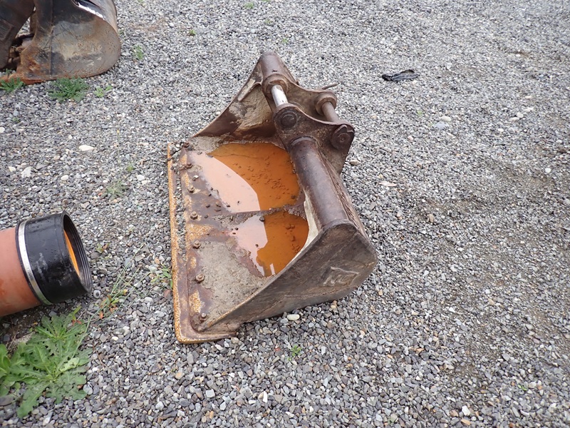 CAT REDTAIL LLC ONLINE AUCTION James G. Murphy Co.