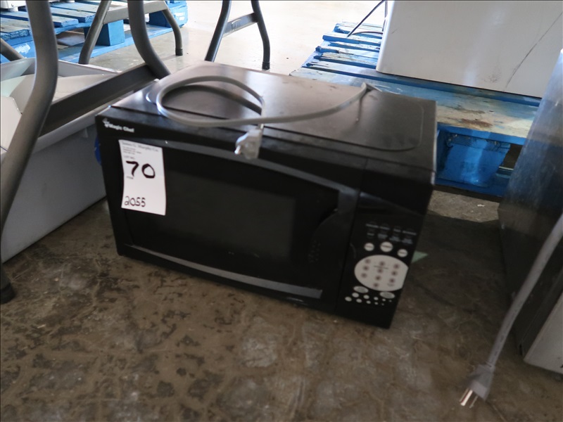 MAGIC CHEF MCM770B1 RESTAURANT EQUIPMENT ONLINE AUCTION James G. Murphy Co.