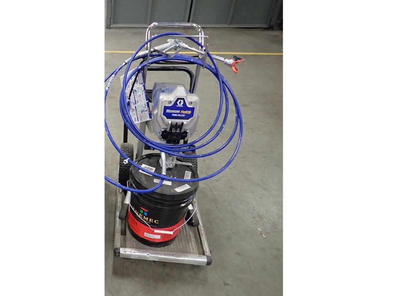 GRACO MAGNUM PROX19 AIRLESS SPRAYER W/CART | PARK FABRICATION - ONLINE
