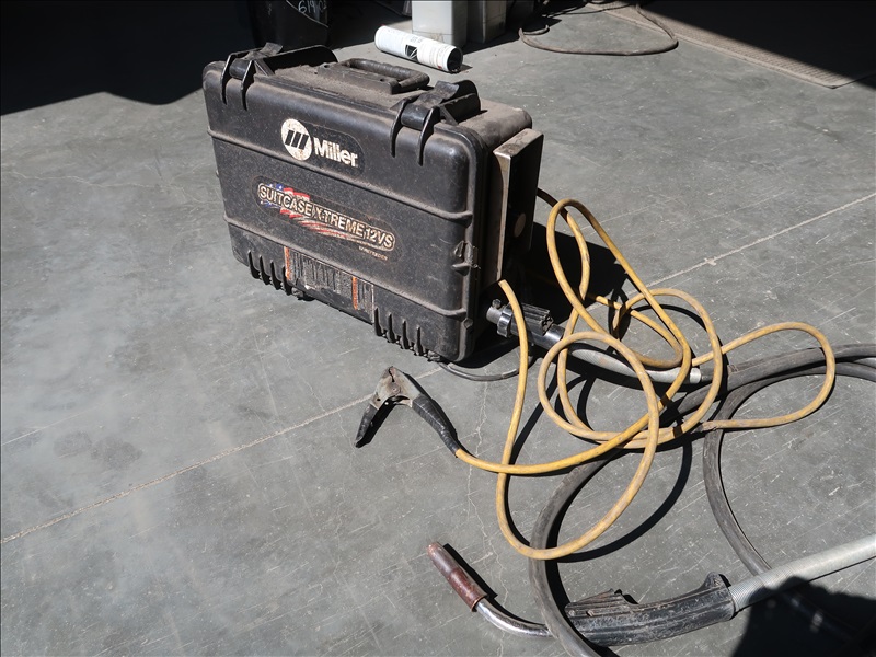 (8)MILLER SUITCASE XTREME 12VS T BAILEY, INC LIVE AUCTION James