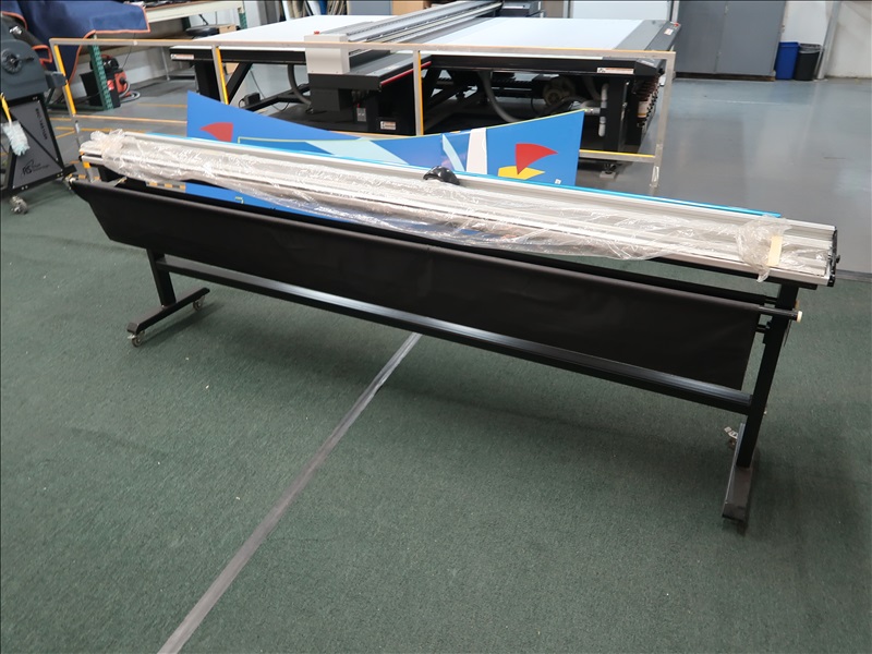 TITAN TRADEMARX SIGN LIVE AUCTION James G. Murphy Co.