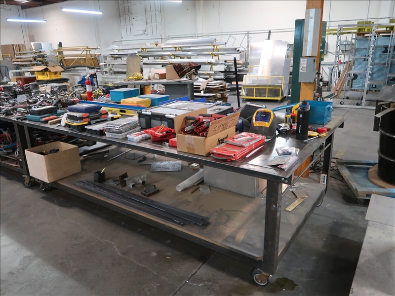 SHOP OVERVIEW PHOTOS TRADEMARX SIGN LIVE AUCTION James G. Murphy Co.