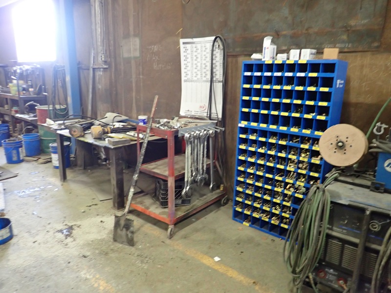 GROUP OF NUT/BOLT BINS, CARTS, STEEL TABLE VALLEY EQUIPMENT COMPANY